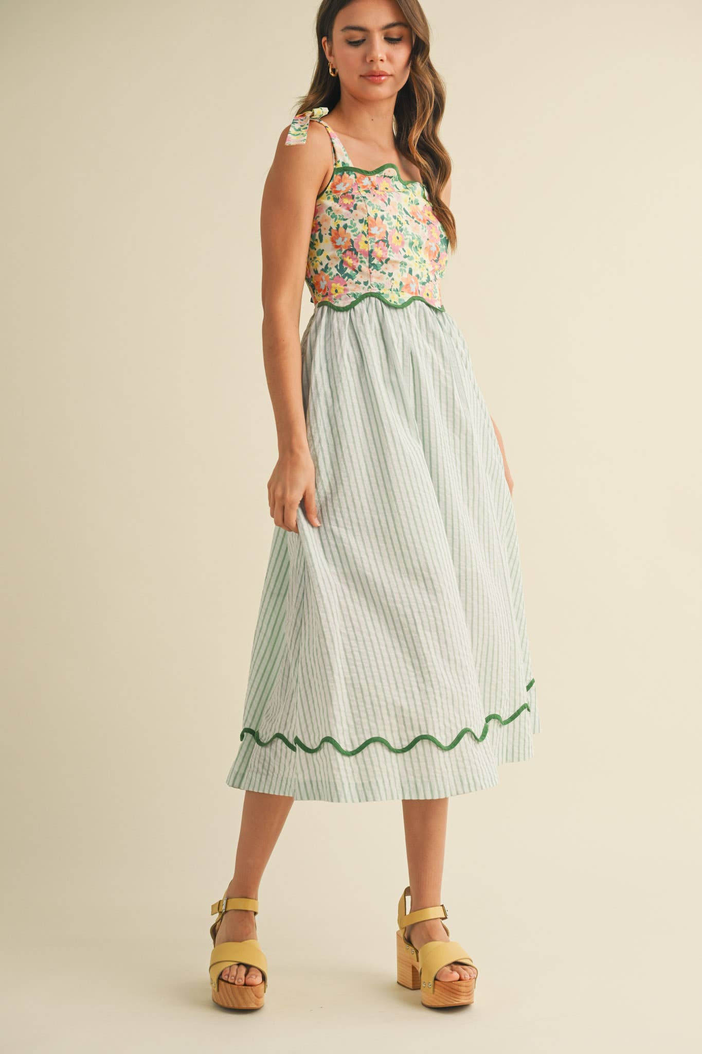 SCALLOPED MIXED PRINT MIDI DRESS