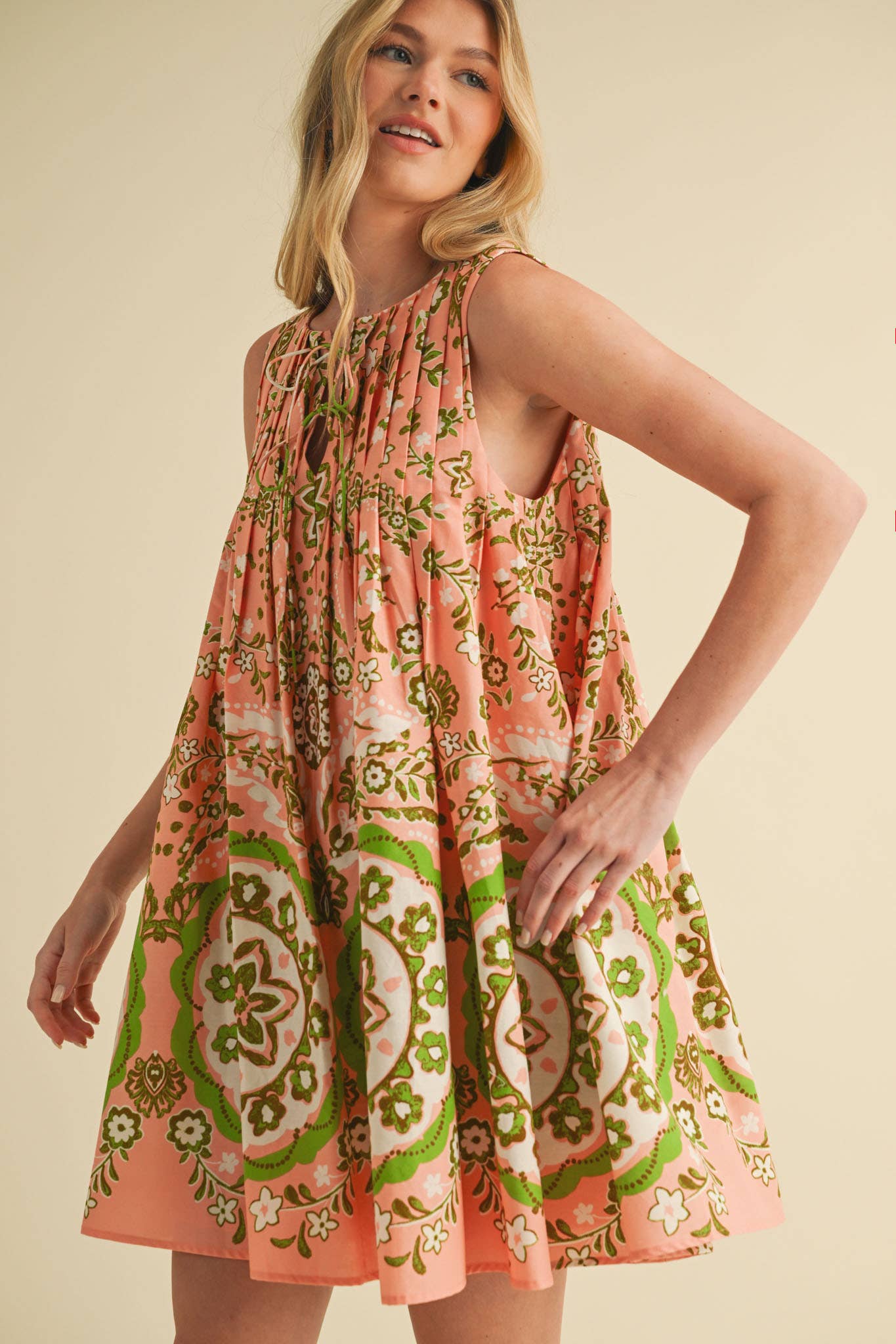 EXCLUSIVE PRINT MINI DRESS WITH PLEATING