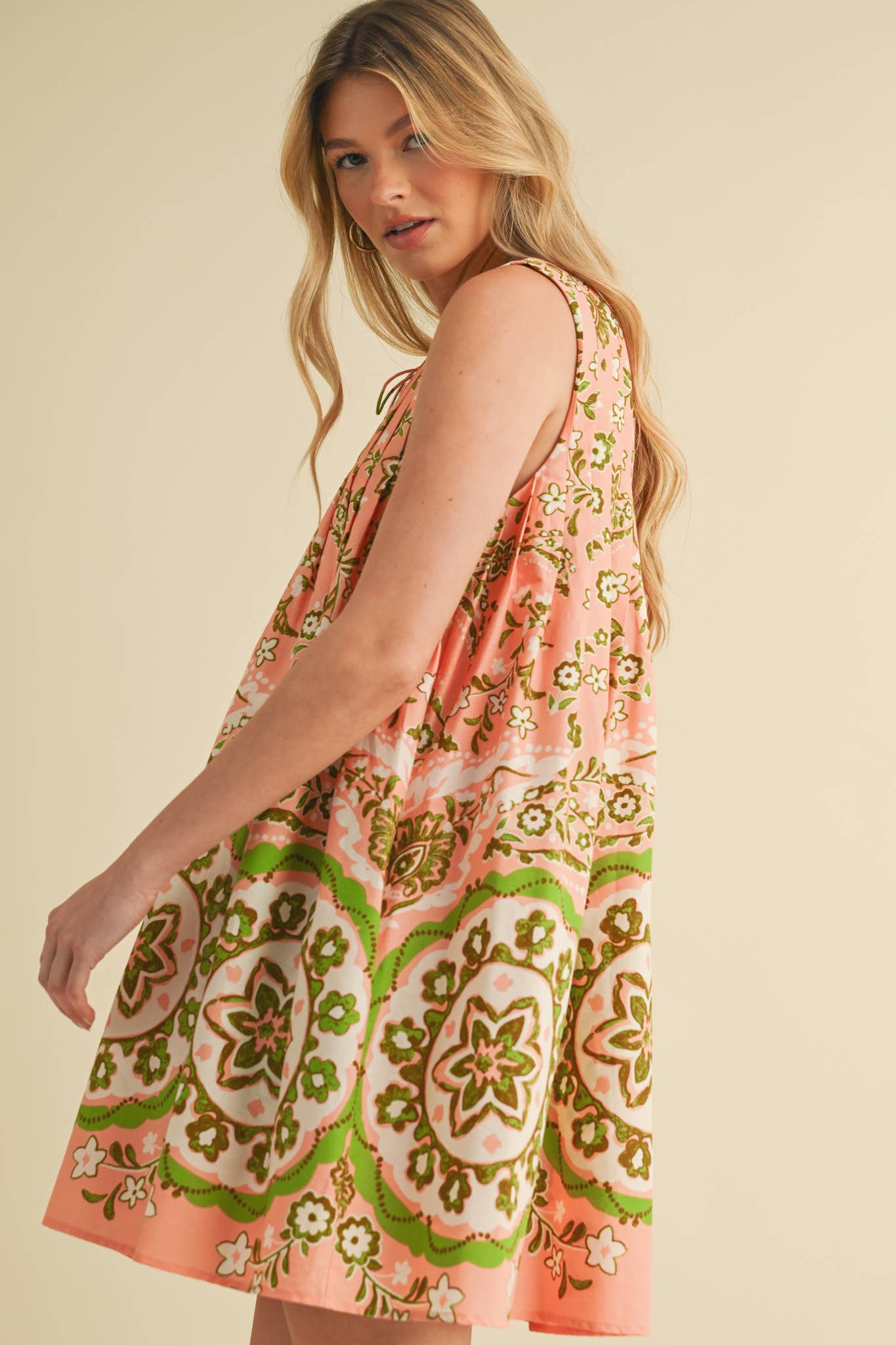 EXCLUSIVE PRINT MINI DRESS WITH PLEATING